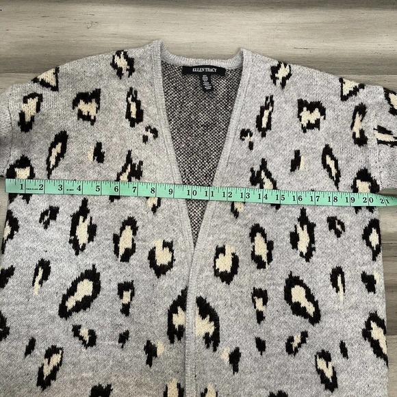 NWT Ellen Tracy Leopard Long Line Open Cardigan Sweater Gray Size S - Picture 5 of 6
